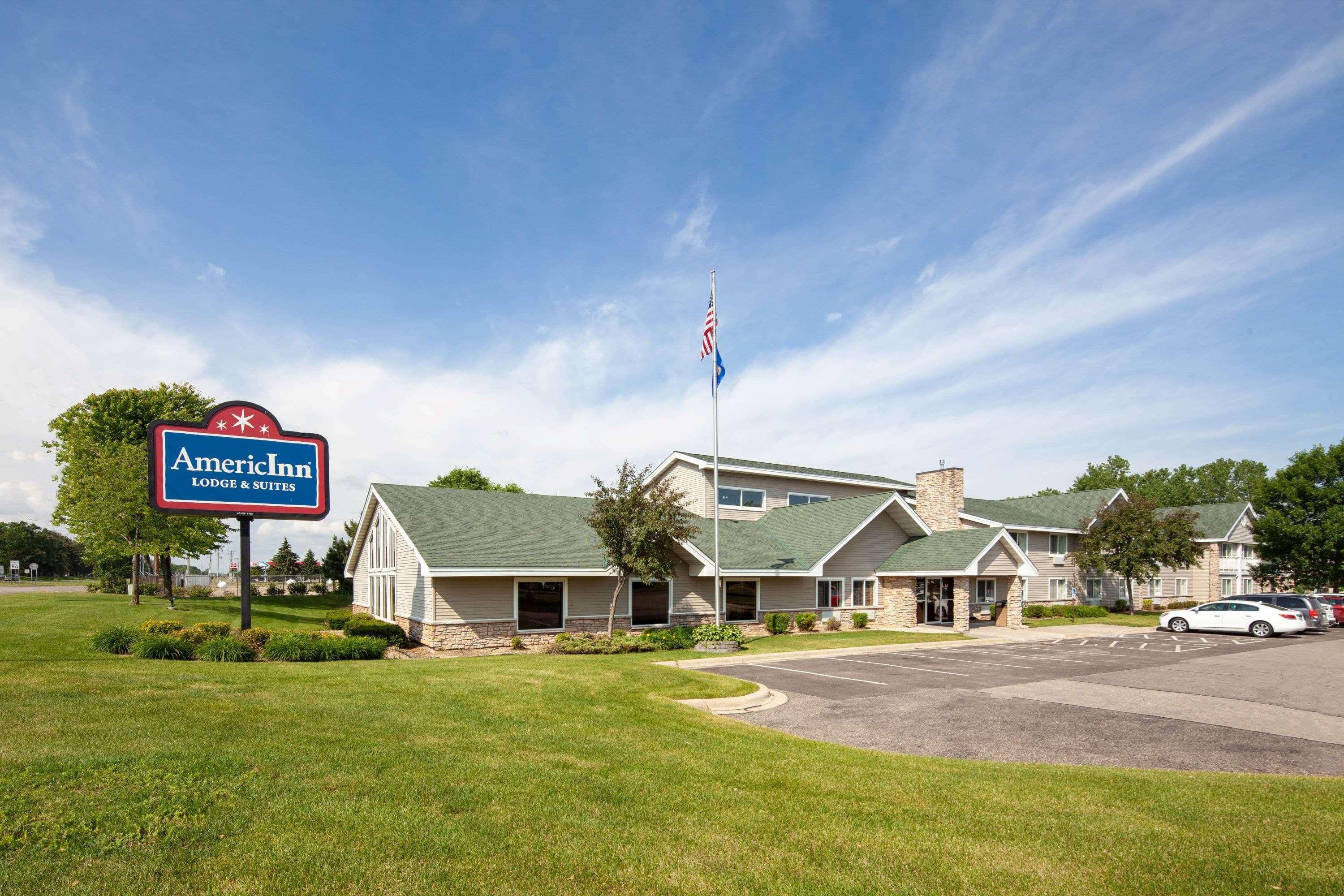 Americinn By Wyndham Нортфилд Экстерьер фото