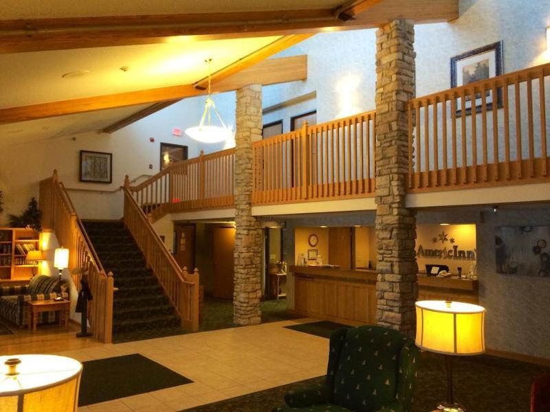 Americinn By Wyndham Нортфилд Экстерьер фото